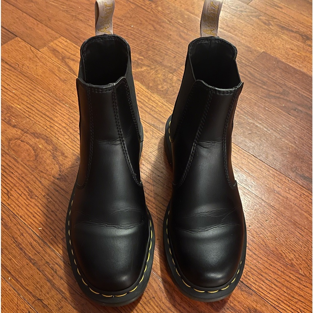 Vegan Chelsea Dr Martens 2975  size 8 EU 38
